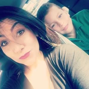 Meet your Posher, Carla